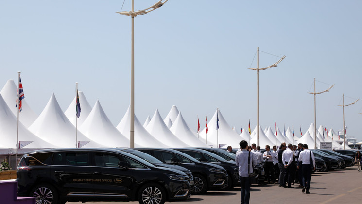 Village International © François Silvestre De Sacy /FDC