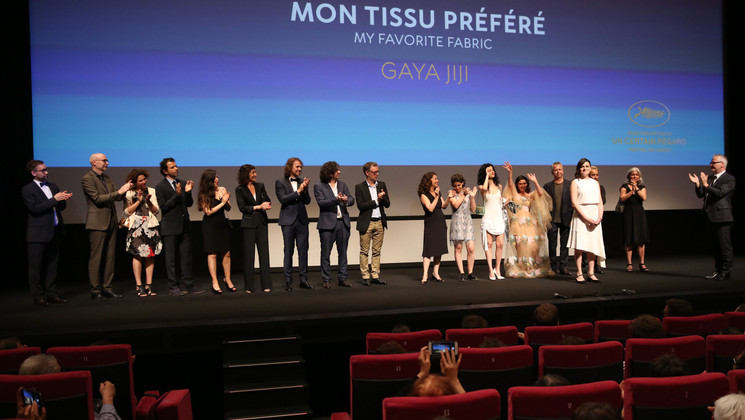 Équipe du film Mon tissu préféré (My Favorite Fabric) © François Silvestre De Sacy /FDC