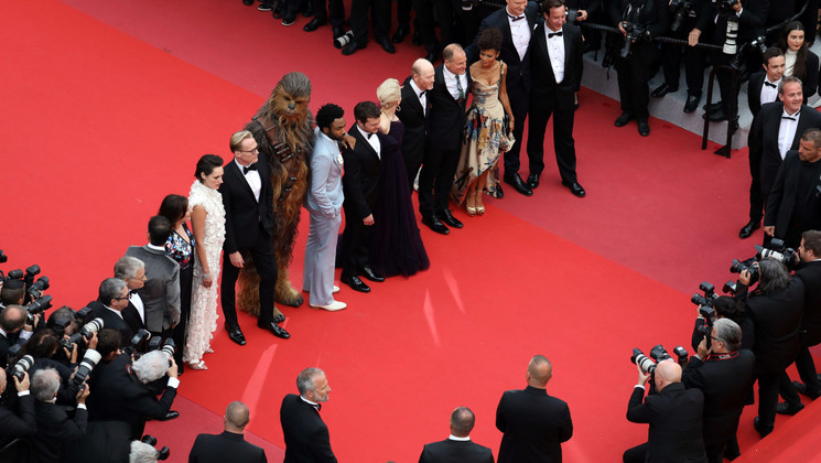 Team of the film Solo: A Star Wars Story © François Silvestre De Sacy /FDC