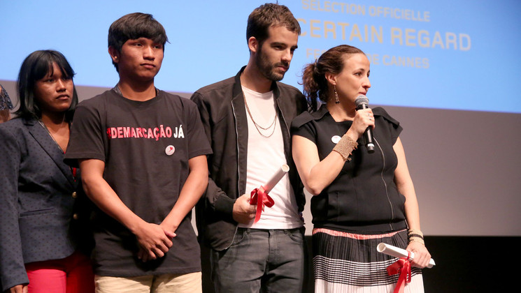 Équipe du film Chuva E Cantoria Na Aldeia Dos Mortos (Les Morts et les autres) - Prix spécial du jury © François Silvestre De Sacy /FDC
