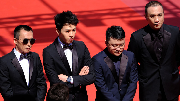 Team of the film Di Qiu Zui Hou De Ye Wan (Long Day's Journey Into Night) © Mathilde Petit /FDC