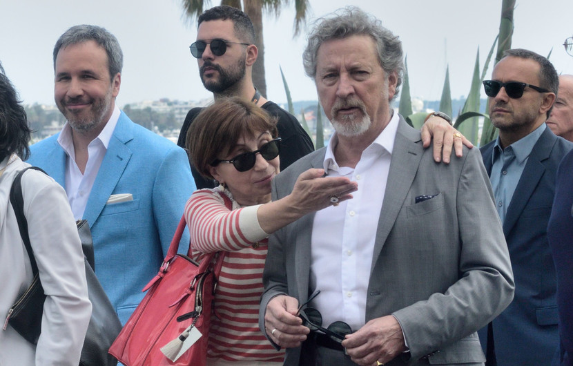 « Regarde à gauche » © Guy Kinzinger – Sud Multimédia