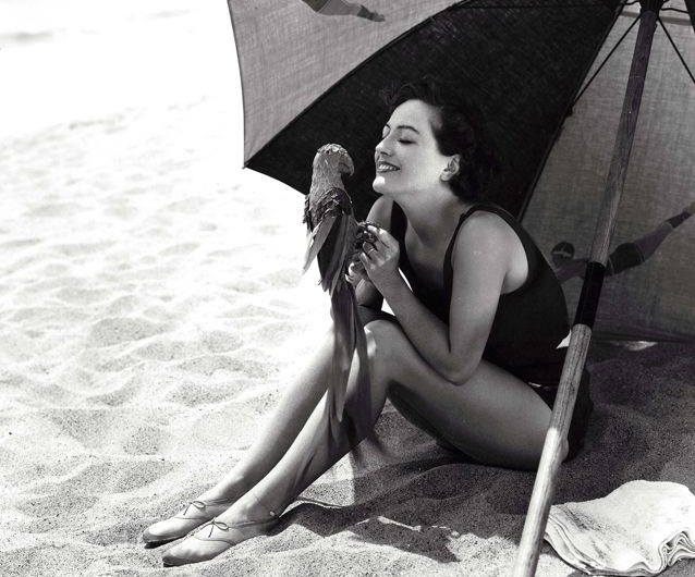 Joan Crawford, 1929 - (Clarence Sinclair Bull / MGM) The Kobal Collection