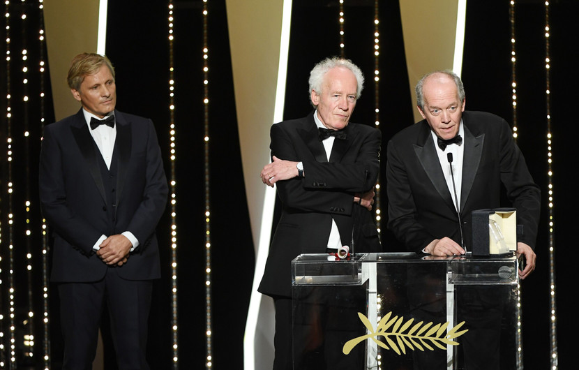 Viggo Mortensen avec Jean-Pierre Dardenne et Luc Dardenne - Le Jeune Ahmed, Prix de la Mise en Scène © Gareth Cattermole / Getty Images