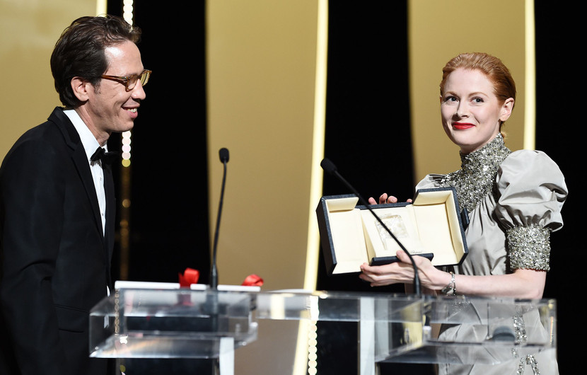 Reda Kateb avec Emily Beecham - Little Joe, Prix de la Meilleure Interprétation Féminine © Pascal Le Segretain / Getty Images