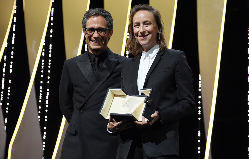 Gael García Bernal avec Céline Sciamma - Portrait de la Jeune Fille en Feu, Prix du Meilleur Scénario © Pascal Le Segretain / Getty Images