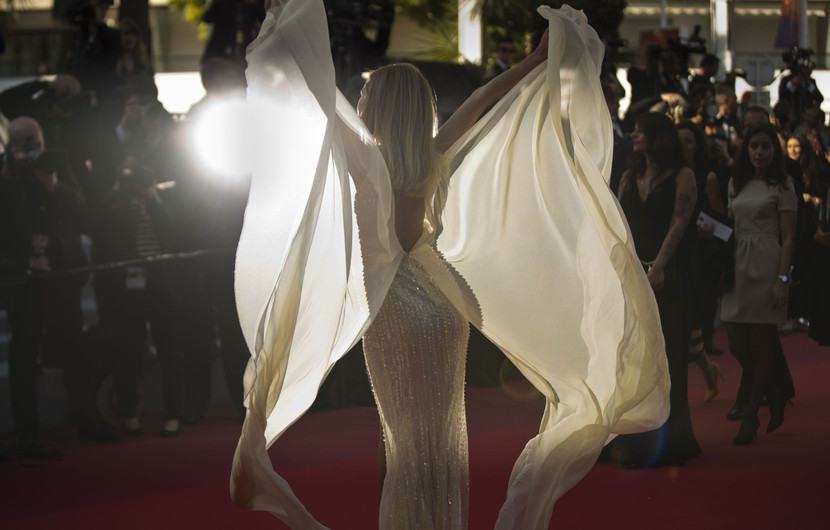 « Contre-nuit » © Petros Giannakouris – AP Photo