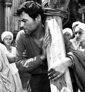 Leonardo Villar in O Pagador de Promessas (The Given Word) by Anselmo Duarte