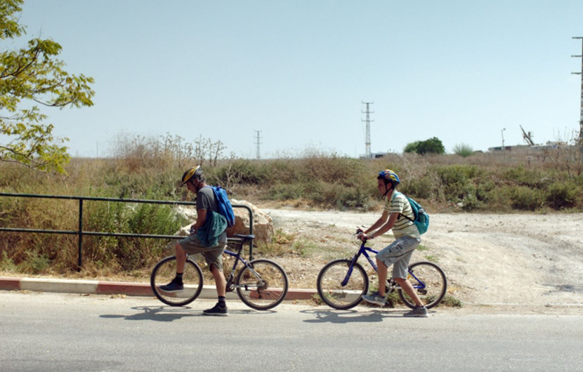 HINE ANACHNU (Here We Are) - Film's picture © SPIRO FILMS