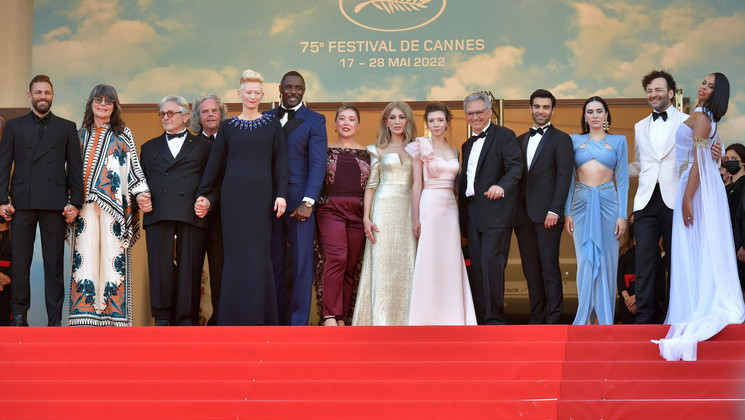 Team of the movie - Red Carpet entrance of Three Thousand Years Of Longing © Dominique Charriau / Getty / WireImage