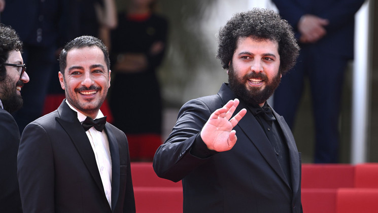 Navid Mohammadzadeh, Saeed Roustayi - Montée des marches de Leila's Brothers © Gareth Cattermole / Getty