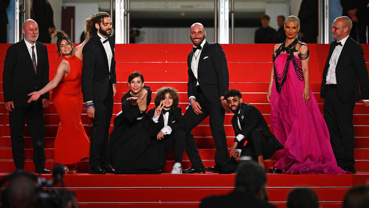 Équipe du film - Montée des marches de Rebel © Joe Maher / Getty