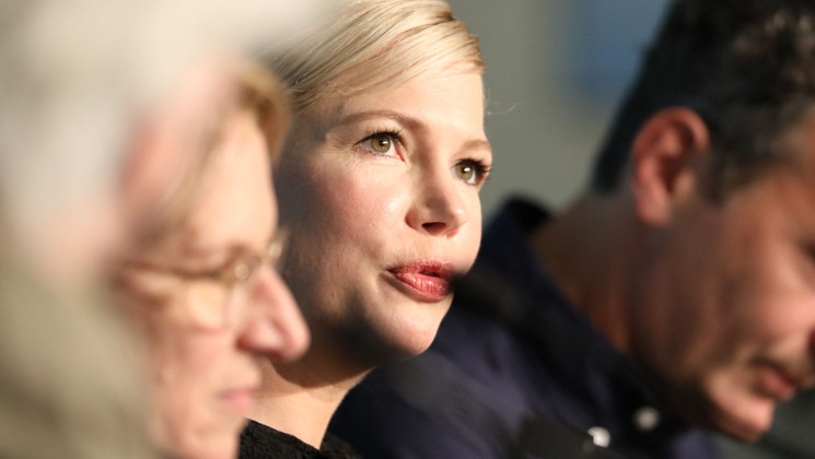 Michelle Williams - Showing up © Joachim Tournebize / FDC