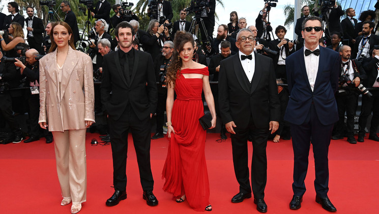 Le Jury La Cinef & Courts métrages - Montée des marches de la soirée du 75e anniversaire du Festival de Cannes © Pascal Le Segretain / Getty