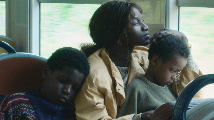 Picture of the film UN PETIT FRÈRE (MOTHER AND SON) by Léonor SERRAILLE © Blue Monday Productions