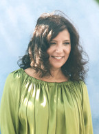 Kaouther BEN HANIA