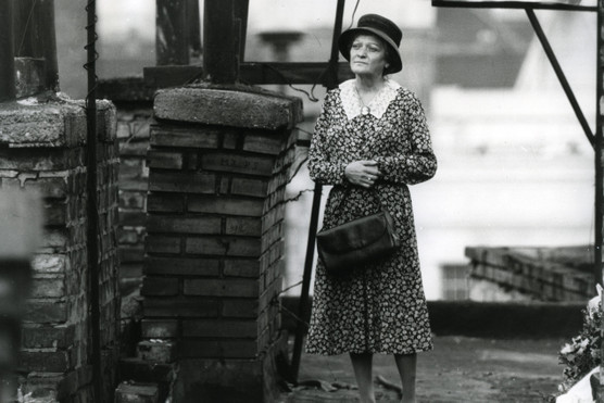 THE LADY FROM CONSTANTINAPLE © Endre Réger