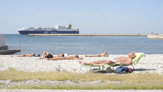 L'ULTIMA SPIAGGIA © Thanos Anastopoulos