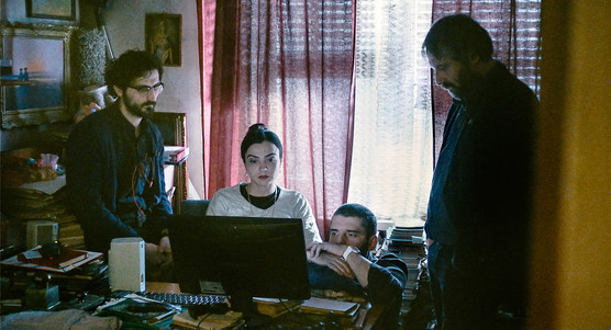 Photo du Film © 2016 MANDRAGORA – PRODUKCIJA 2006 SARAJEVO / STUDIOUL DE CREATIE CINEMATOGRAFICA AL MINISTERULUI CULTURII –  SISTERS AND BROTHER MITEVSKI – SPIRITUS MOVENS – ALCATRAZ FILMS – IADASARECASA – ARTE FRANCE CINEMA