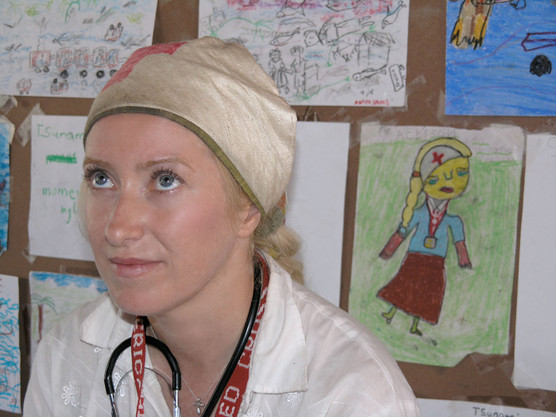 Alison THOMPSON