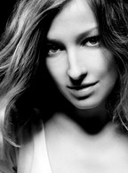 Alexandra Maria LARA