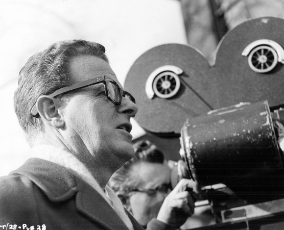 Basil DEARDEN