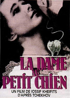 LA DAME AU PETIT CHIEN © DR