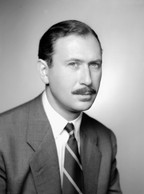Jean DUTOURD
