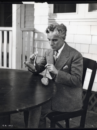 Charlie CHAPLIN