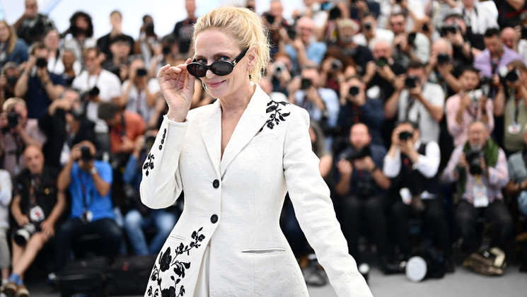 US actress Uma Thurman poses during a photocall for the film "Oh Canada" at the 77th edition of the Cannes Film Festival in Cannes, southern France, on May 18, 2024. (Photo by LOIC VENANCE / AFP) © LOIC VENANCE / AFP
