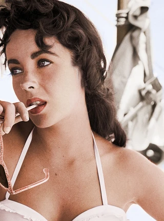 ELIZABETH TAYLOR: THE LOST TAPES