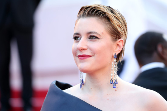 Greta Gerwig – Montée des marches de la Cérémonie du Palmarès