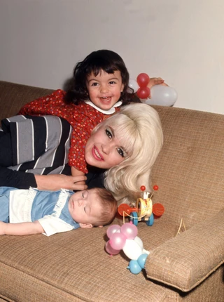 MY MOM JAYNE: A FILM BY MARISKA HARGITAY