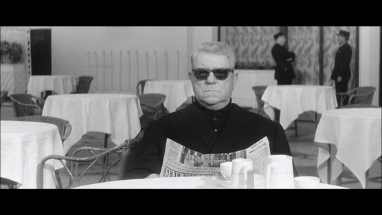 MÉLODIE EN SOUS-SOL © 1962 GAUMONT (FRANCE) - COMPAGNIA CINEMATOGRA- FICA MONDIALE (ITALIE)