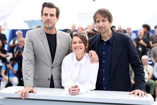 Claes Bang, Sidse Babett Knudsen & Stéphane Demoustier – Photocall L’INCONNU DE LA GRANDE ARCHE
