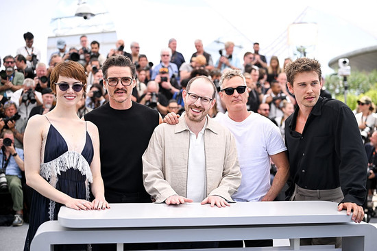 Emma Stone, Pedro Pascal, Ari Aster, Joaquin Phoenix & Austin Butler – Photocall EDDINGTON