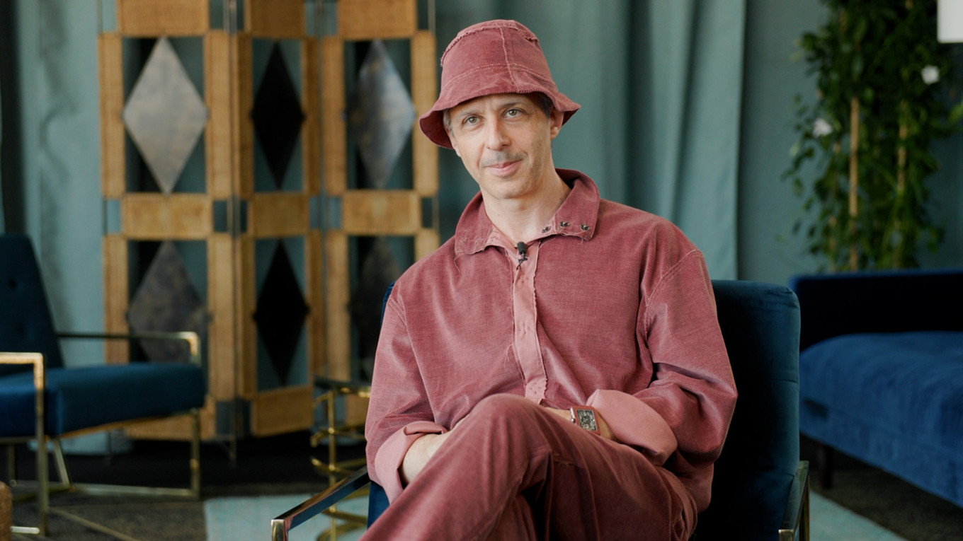 Interview with Jeremy STRONG, Member of the Feature Film Jury