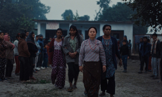 LES ELEPHANTS DANS LA BRUME © Underground Talkies Nepal / Les Valseurs / DGS