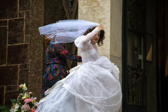 MARIAGE AU GOÛT D'ORANGE © Léolo Victor-Pujebet