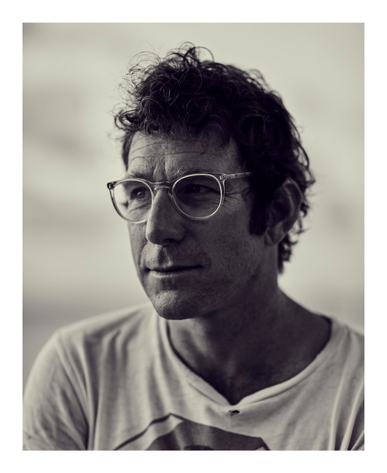 Dustin YELLIN