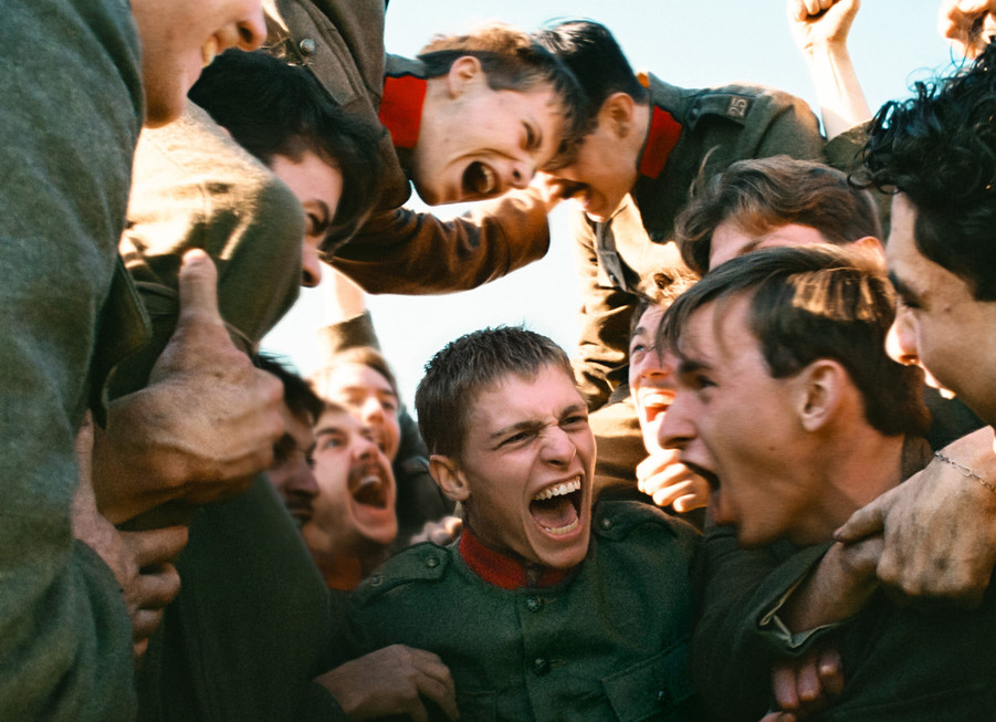 Film de guerre, patriarcat et art : rencontre avec Lukas Dhont