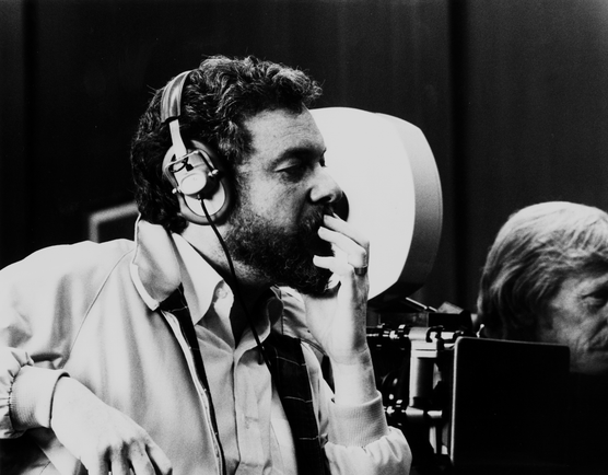 ALAN J PAKULA 2