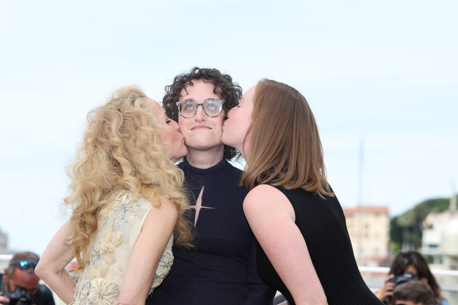 Teenage Sex and Death at Camp Miasma, Jane Schoenbrun, Gillian Anderson, Hannah Einbinder, Photocall © Manon Boyer / FDC