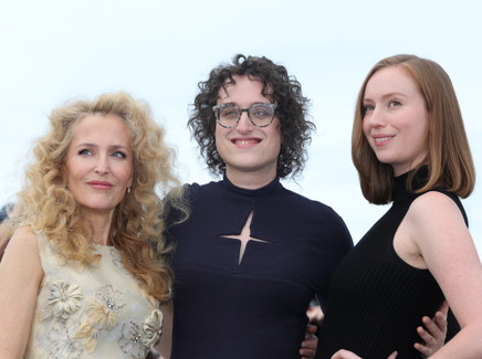 Jane Schoenbrun Gillian Anderson Hannah Einbinder Teenager sex and death at camp Miasma photocall