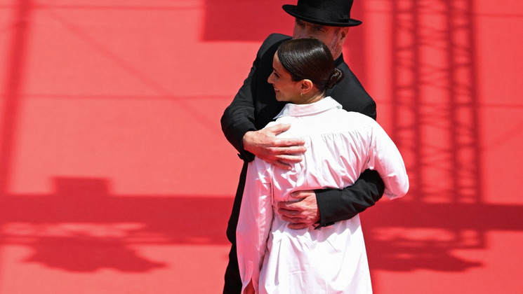 Cantona, Eric Cantona, Rachida Brakni, Montée des marches © Antonin THUILLIER / AFP