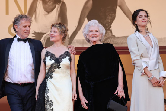 La vie d&rsquo;une femme, Charles Berling, Mélanie Thierry, Marie-Christine Barrault, Charline Bourgeois-Tacquet, Montée des marches