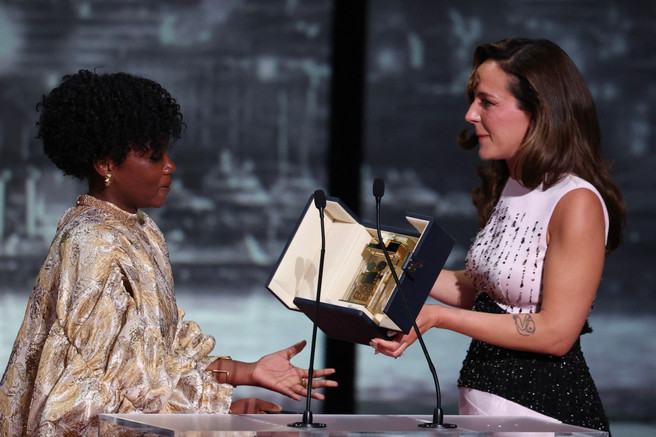 Camera d'or Prize given by Monia Chokri to Ben'Imana by Marie-Clémentine Dusabejambo © Sameer AL-DOUMY / AFP