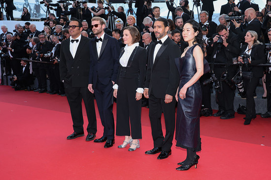 Jury des Courts Métrages et de La Cinef, Montée des marches de la Cérémonie de clôture 2026