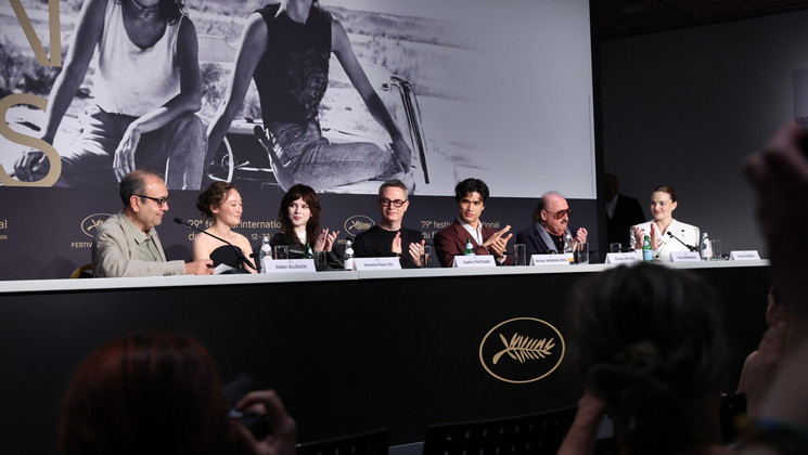 Her private hell conference de presse